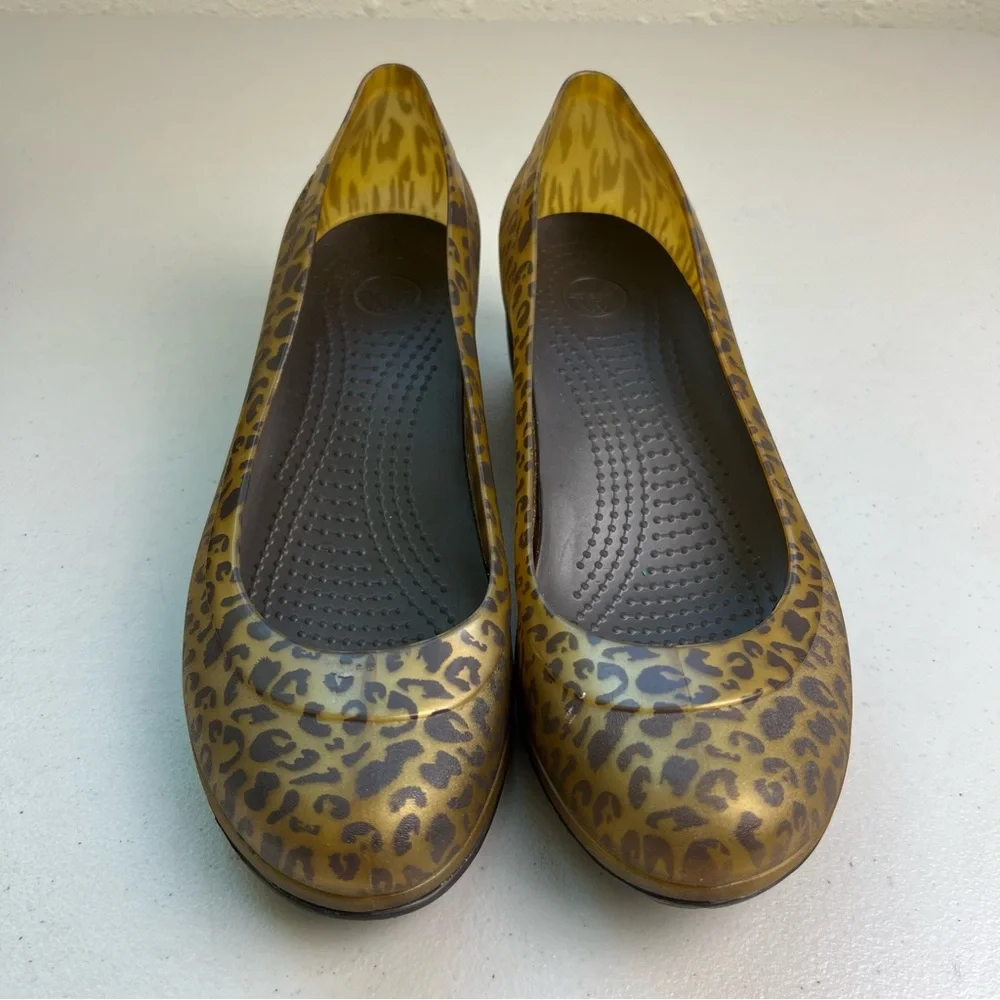 Crocs Carlisa Animal Print Wedge Size Women’s 8 Shoe